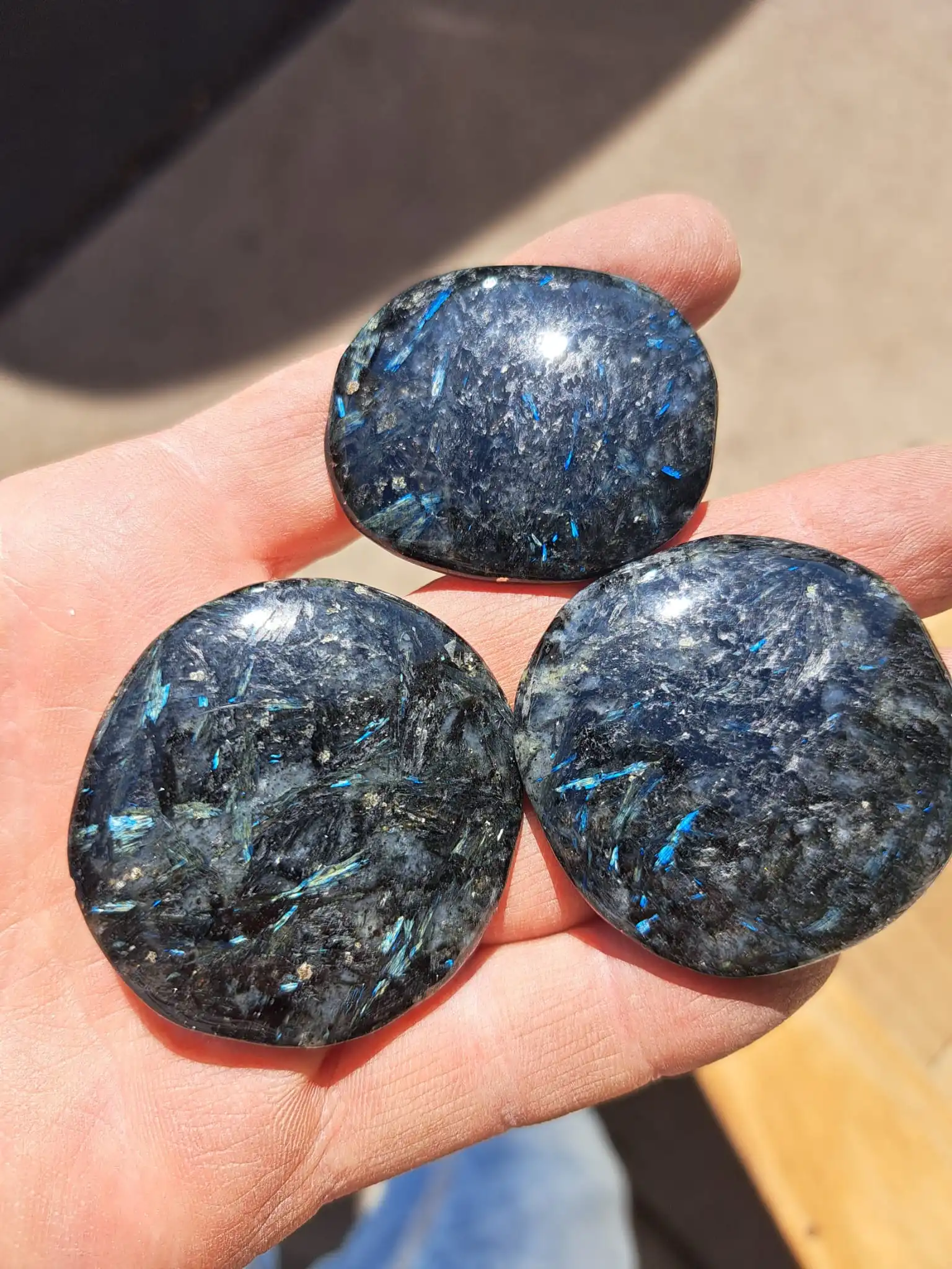 Blue Nuummite